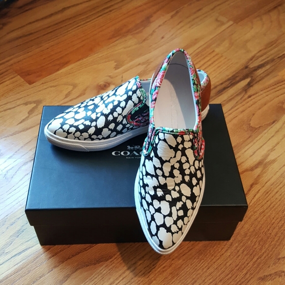 ♥ Coach Leather slip on Loafers size 6 - Picture 4 of 10